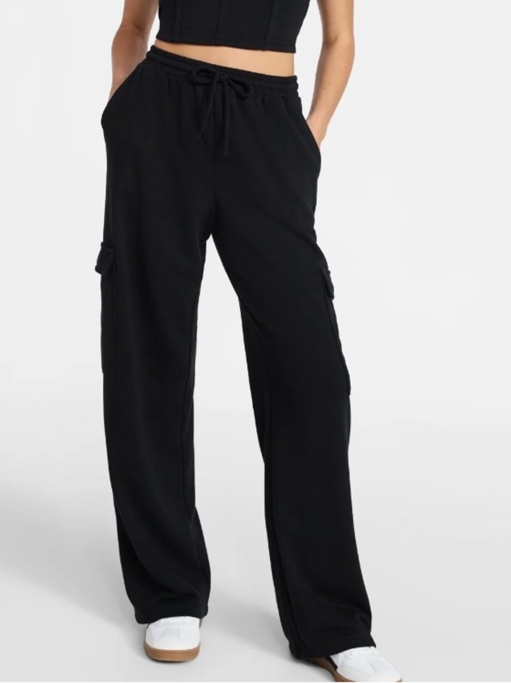 No Boundaries Black Wide-Leg Cargo Joggers